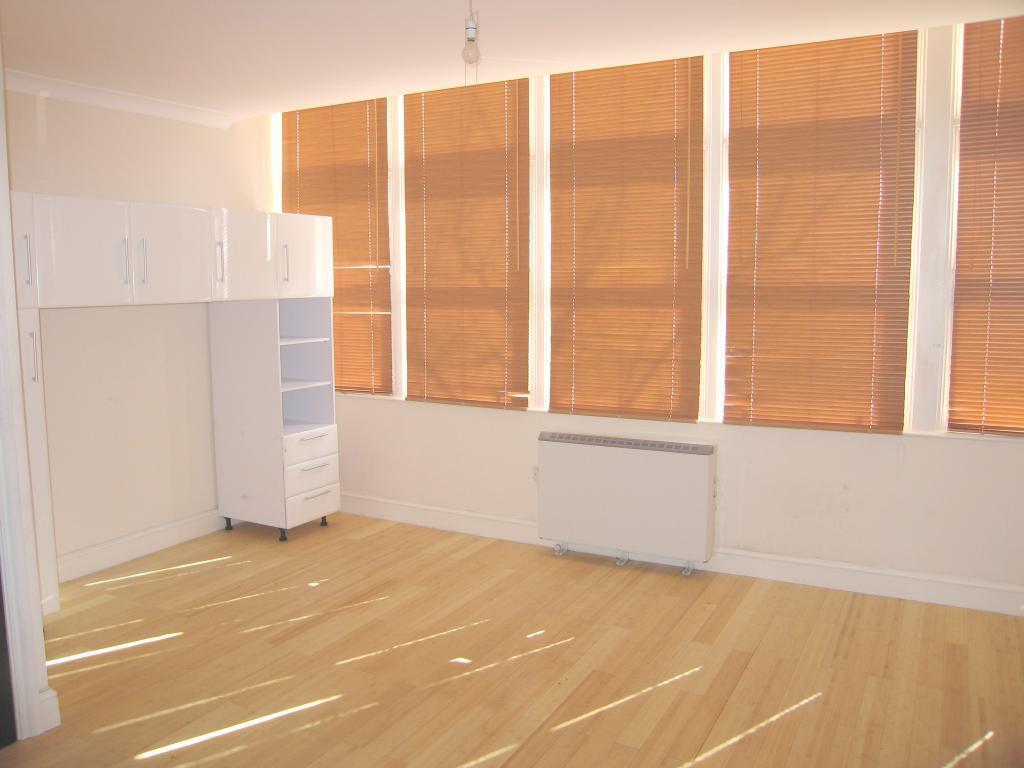 Apartment in Stockton-on-Tees - View 2