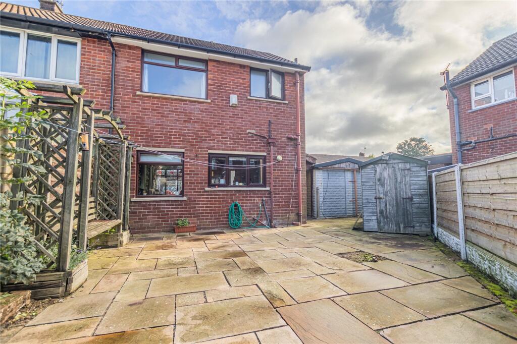 House in Rochdale, Greater Manchester - View 4