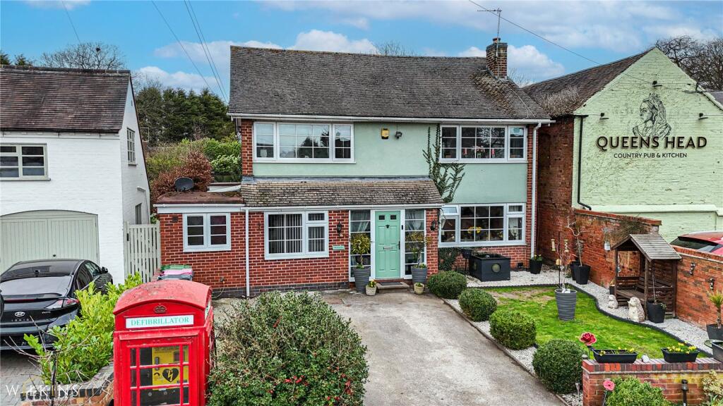 Main Road, Newton Regis, Tamworth, Warwickshire, B79