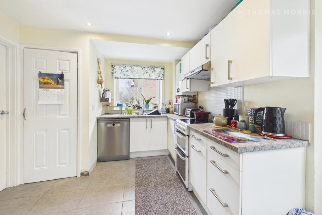 Sandfields Road, St Neots, PE19 photo 3
