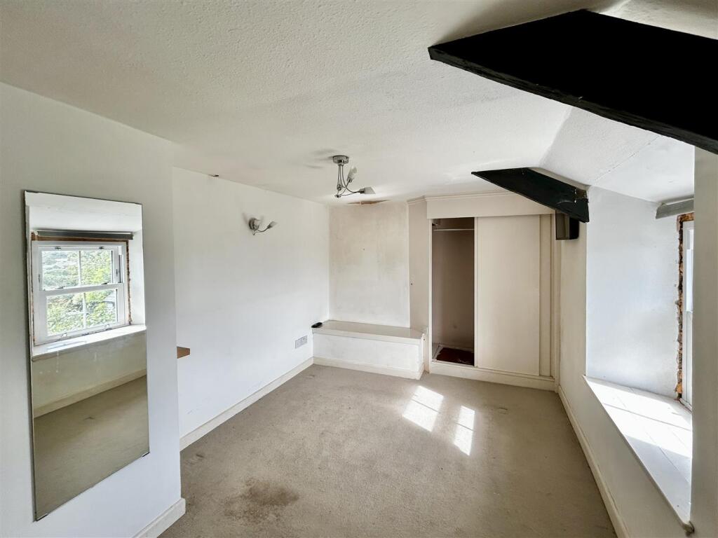 House in Breage, Cornwall - View 5