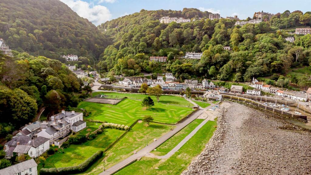 Clooneavin Path, Lynmouth photo 2