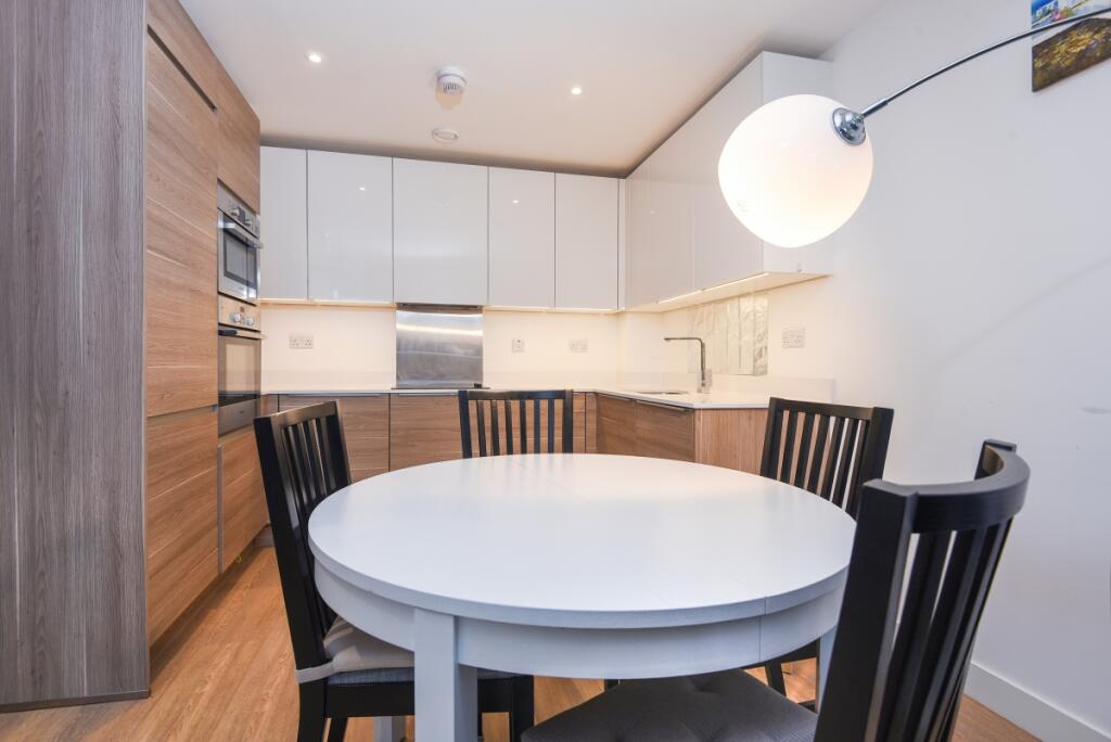 Apartment in London - View 2