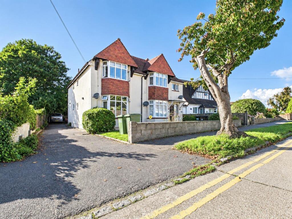 Apartment in Bexhill-on-Sea, Little Common