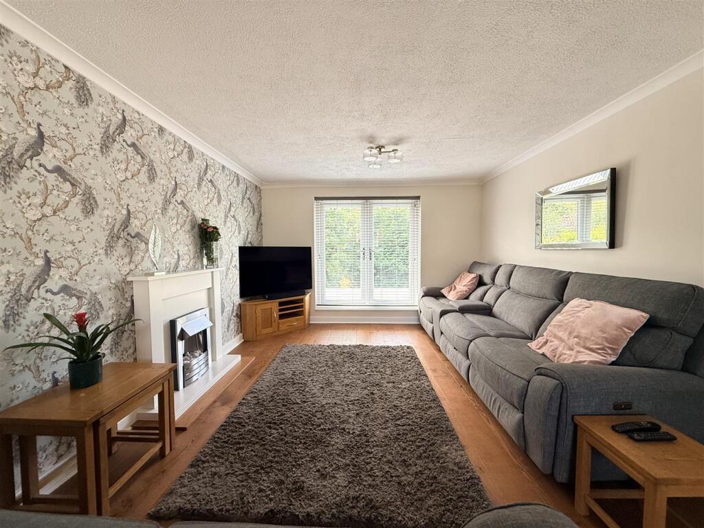 House in Dudley - View 3