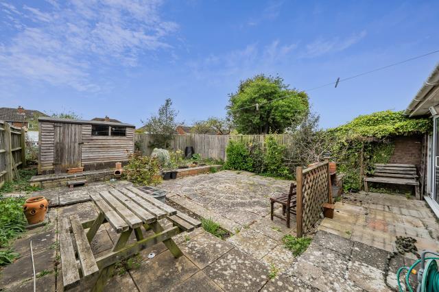 Beech Crescent, Kidlington photo 4