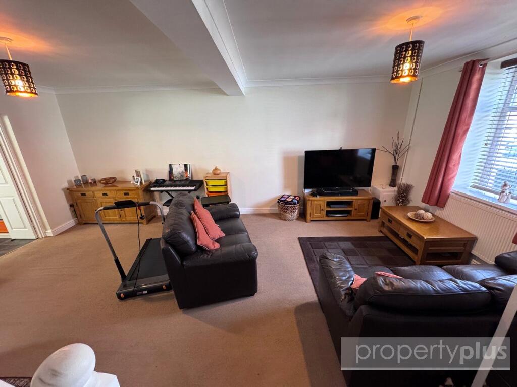 House in Rhondda Cynon Taff, Cymmer - View 4