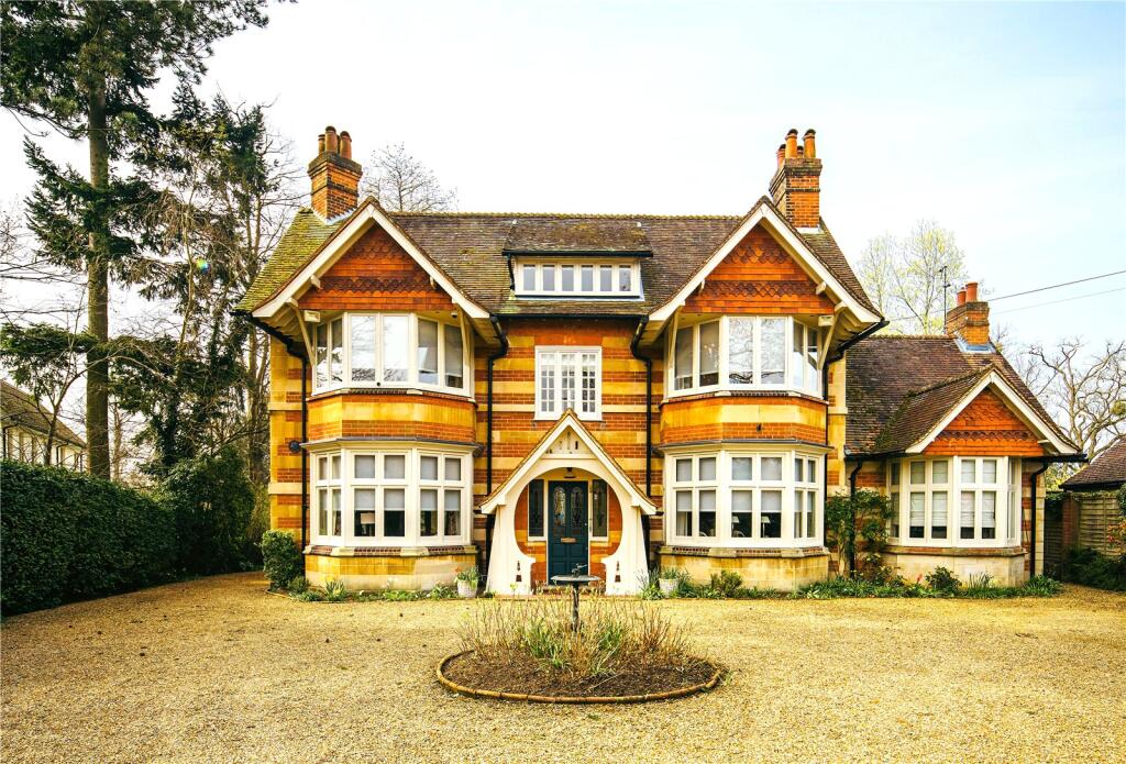 Main image of property: South Drive, Wokingham, Berkshire, RG40