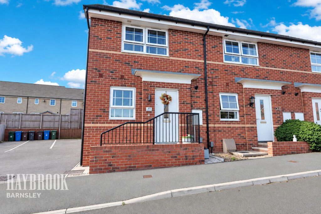 2-bed terraced on Carrs Avenue, Barnsley, £170,000