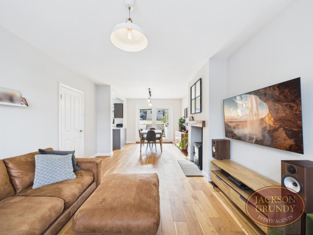 House in Northampton - More