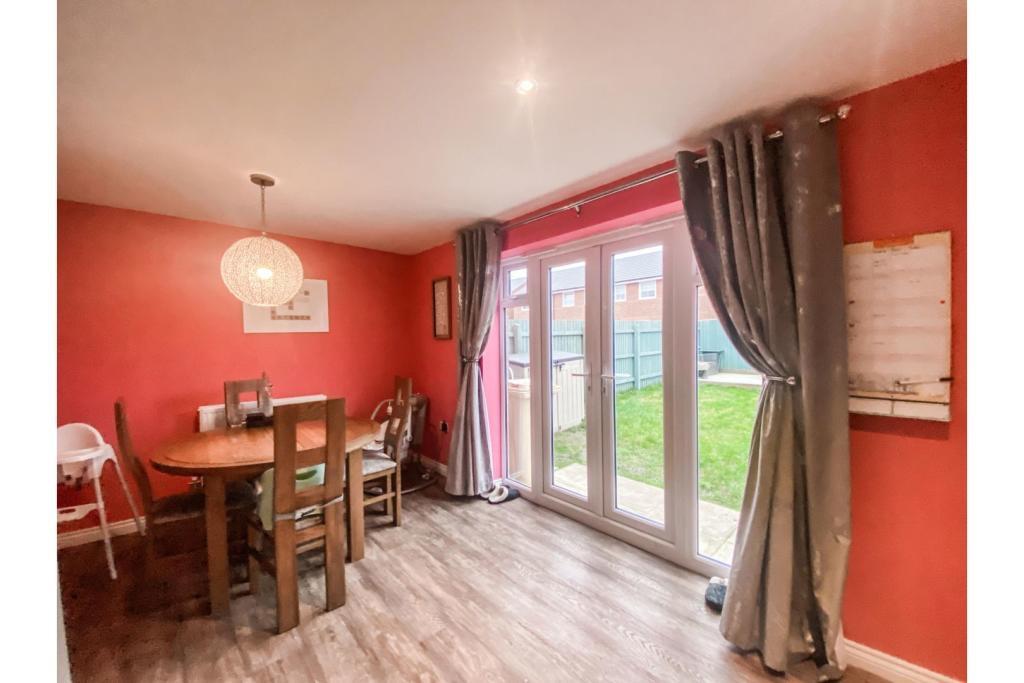 House in Bolton, Greater Manchester - View 5