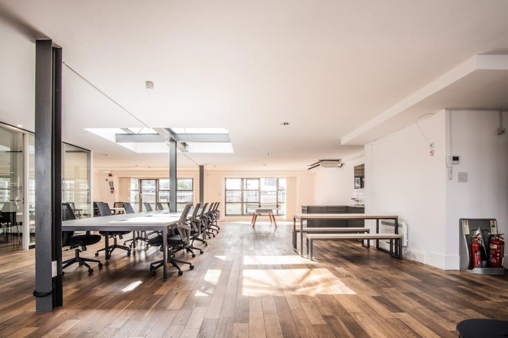 Main image of property: 15 Northburgh Street, Clerkenwell & Farringdon, London, EC1V 0JR