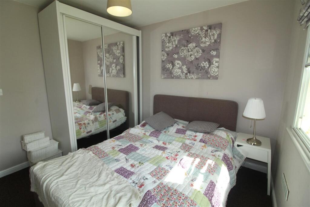 Whitehall Road, Leeds photo 5