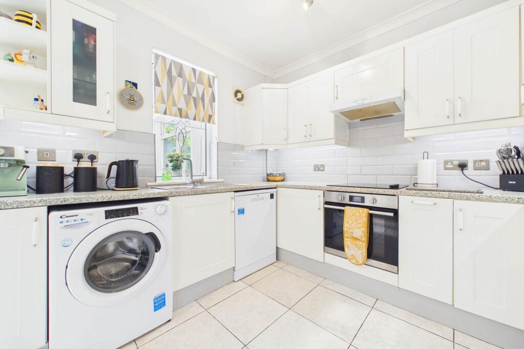 House in Motherwell, North Lanarkshire - View 5