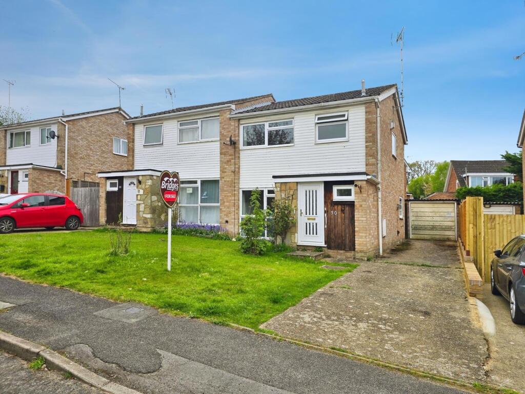 Main image of property: Oakfields, Guildford, Surrey, GU3