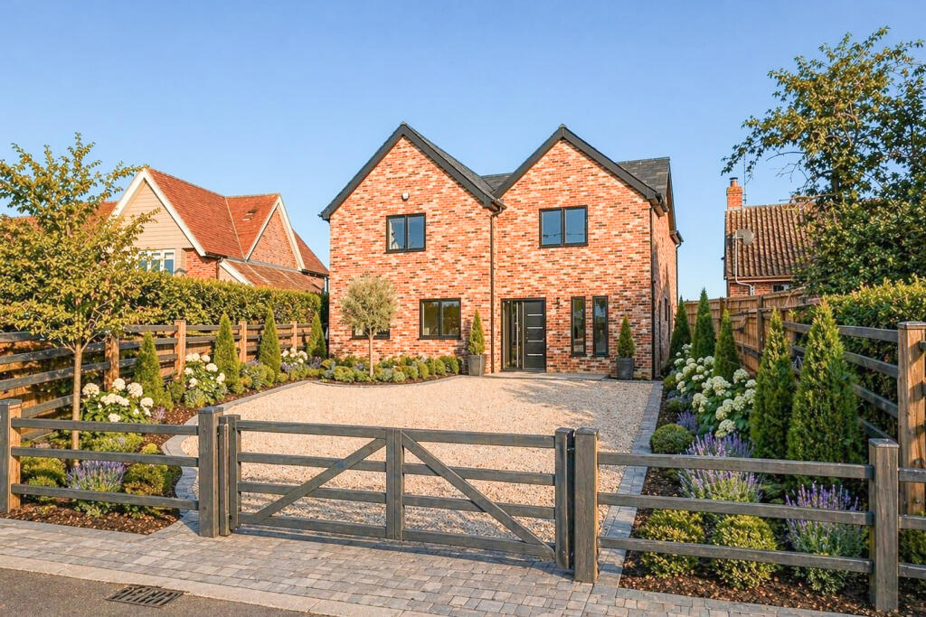 Main image of property: Chiltern View, Moreton, Oxfordshire, OX9