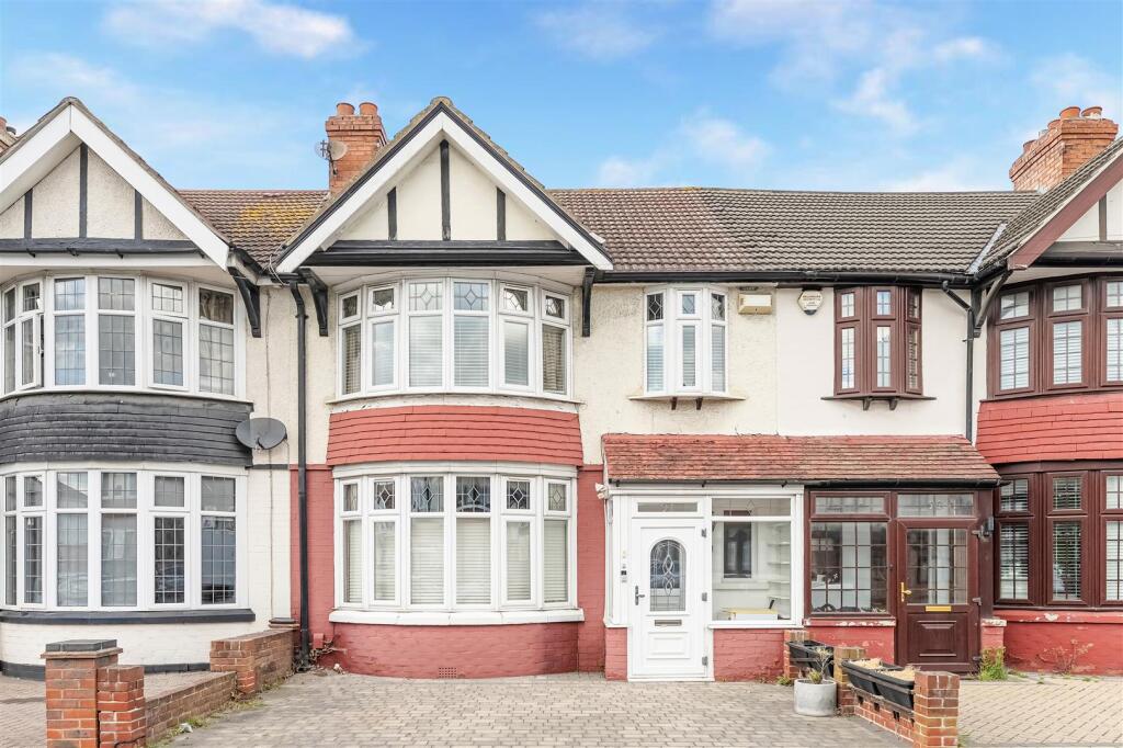 Main image of property: Ashburton Avenue, Seven Kings