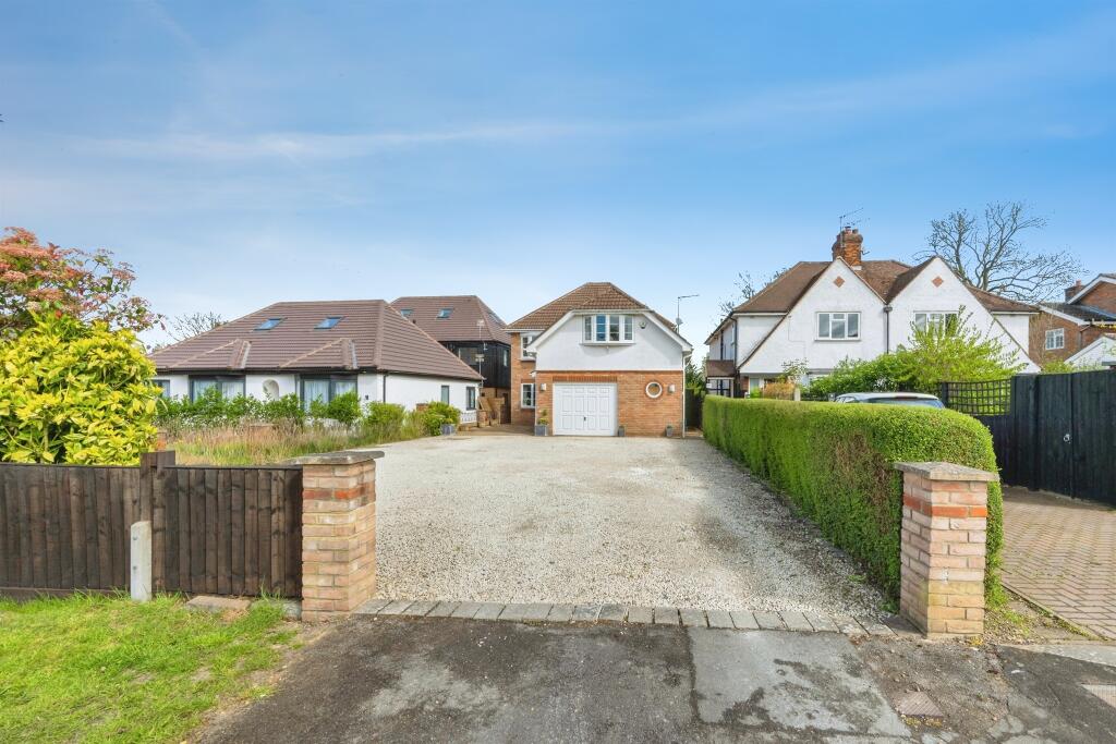Main image of property: Mount Pleasant Lane, Bricket Wood, St. Albans