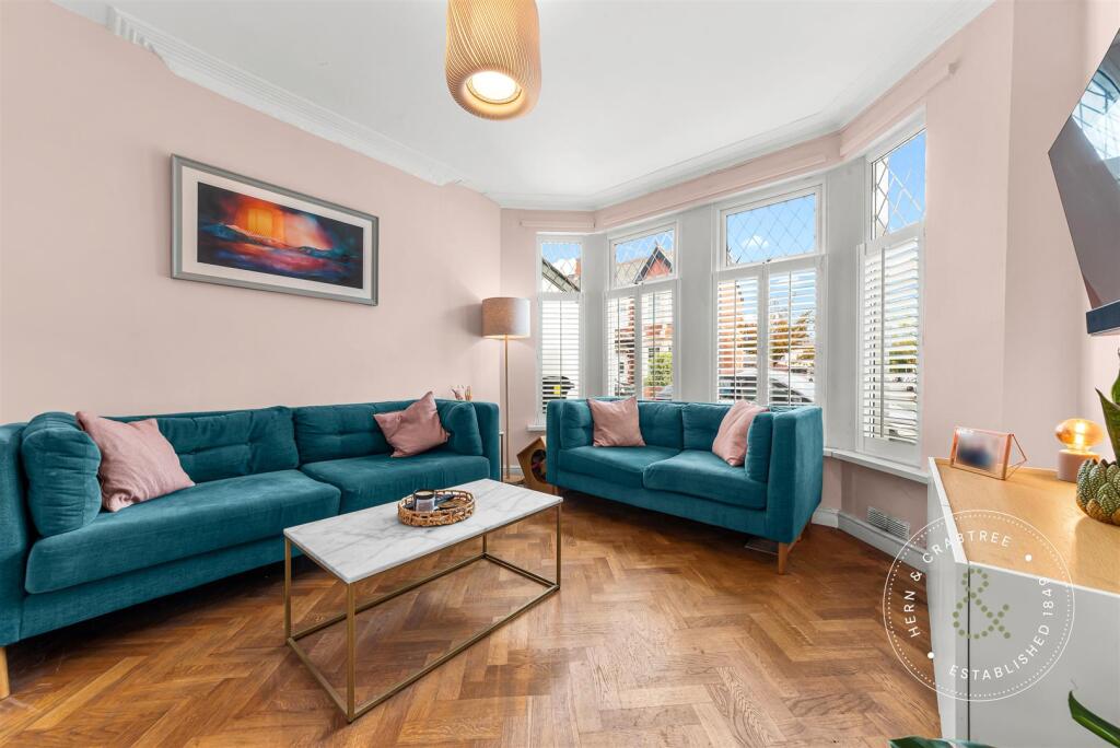 House in Cardiff, Canton - View 3