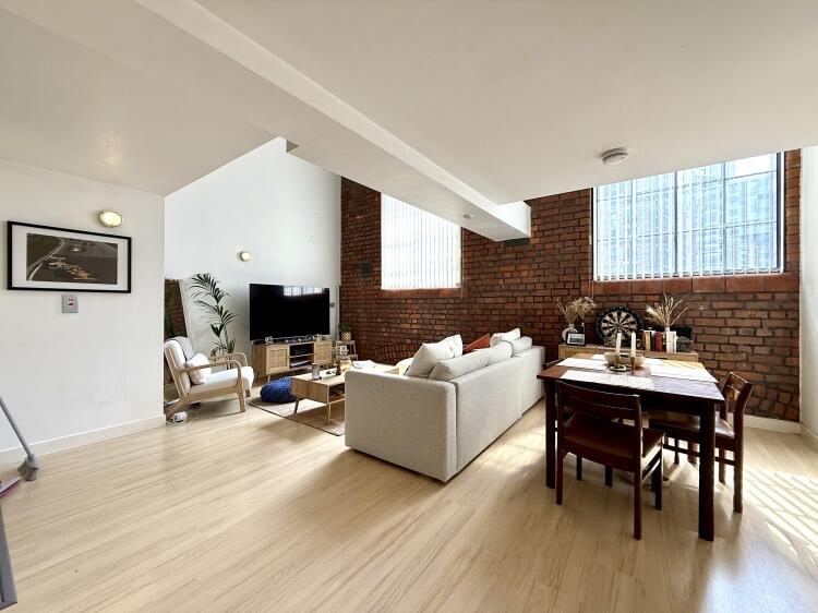 2-bed flat on Sorting Office Mirabel Street M3, £220,000