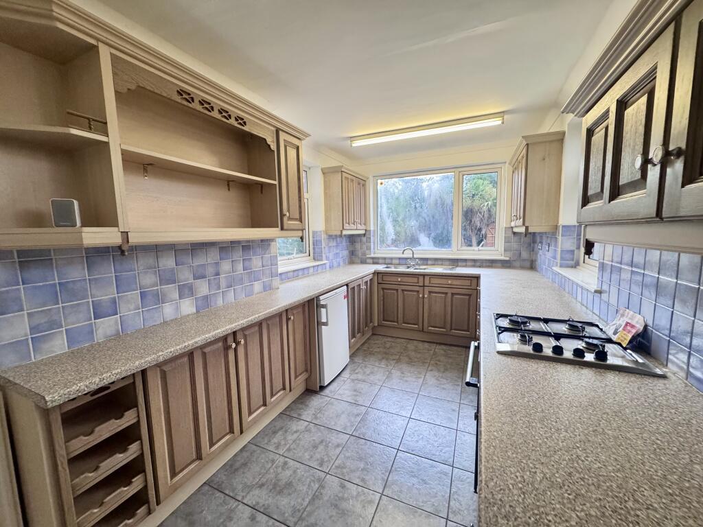 House in Nottingham, Nottinghamshire - View 2