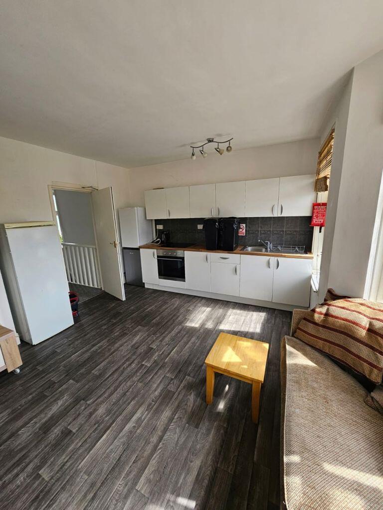 Additional image 2 of STUDENT SIX DOUBLE BEDROOM, ENSBURY PARK (p05573)