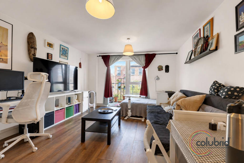 Apartment in London - View 2