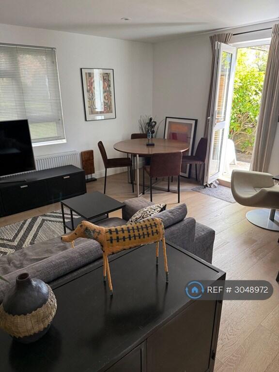 Main image of property: Buckingham Close, London, W5