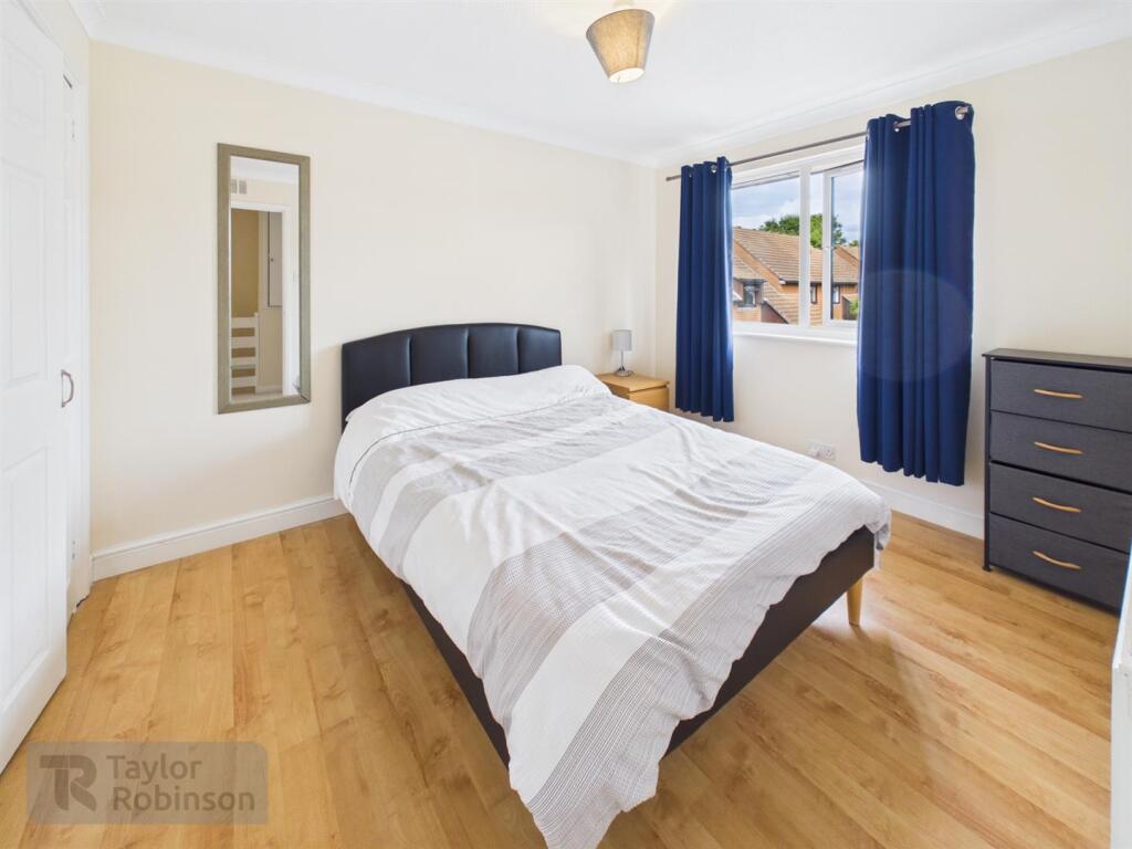 House in Redhill - More