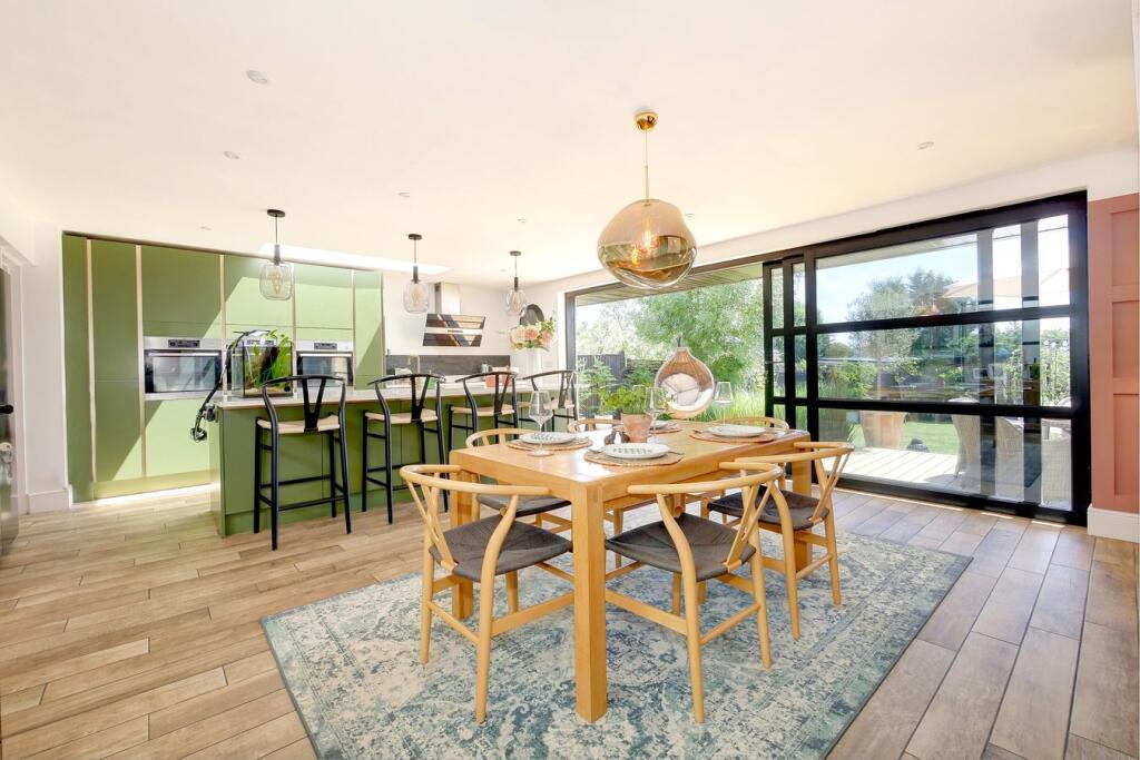 Hawthylands Road, Hailsham, BN27 - View 2