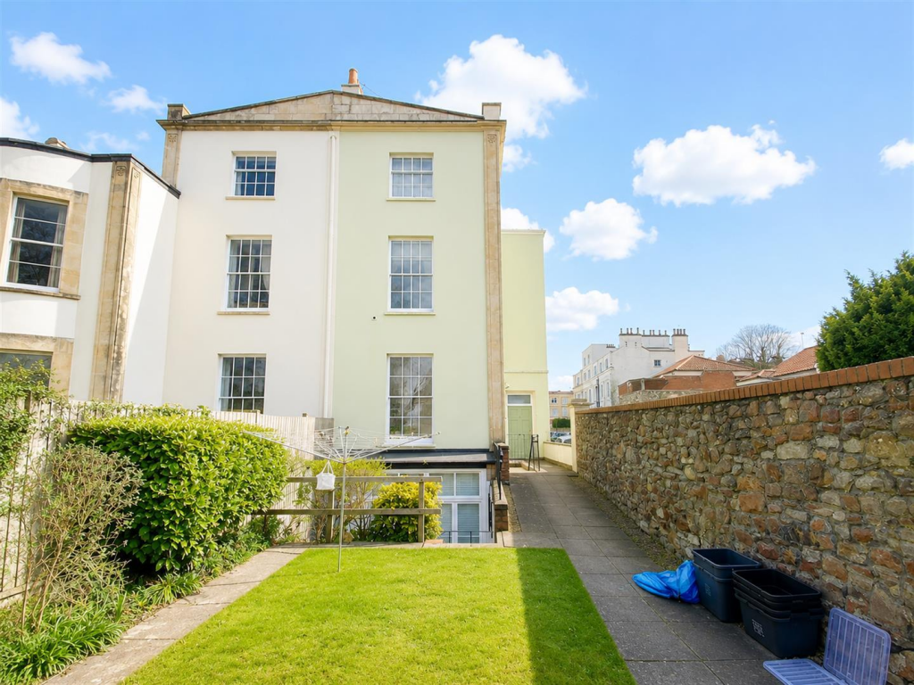 Property photo 9