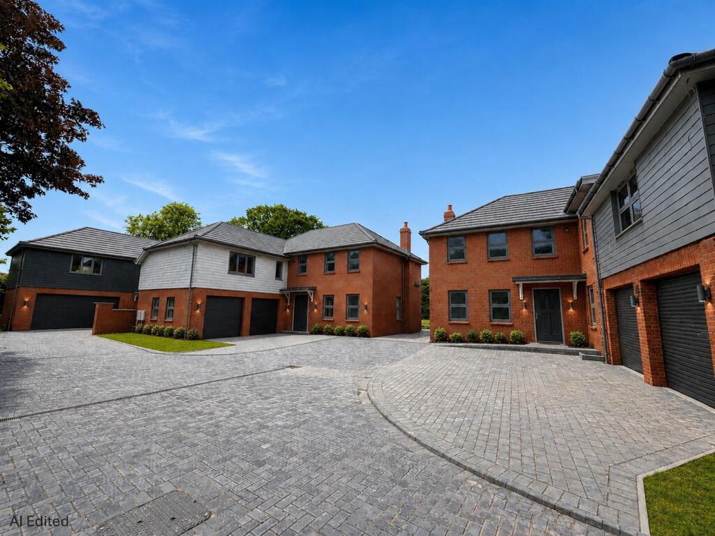 House in Cottingham, East Riding of Yorkshire - View 2
