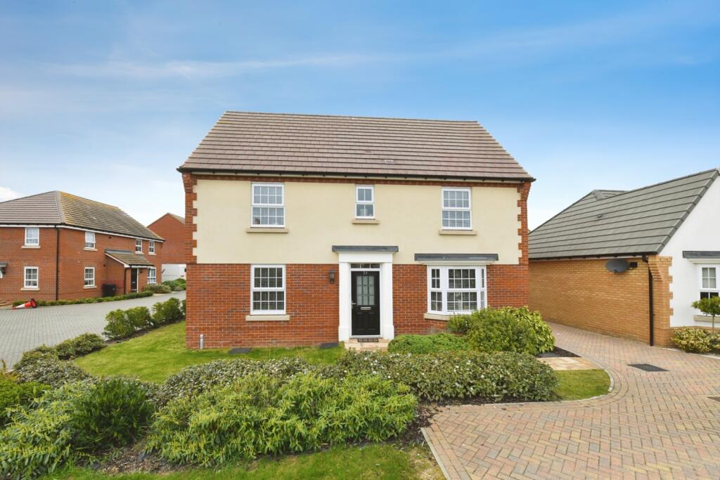 Main image of property: High Brooke Drive, SOUTHMINSTER, Essex, CM0