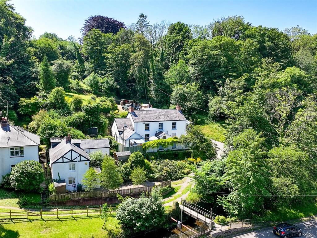 Main image of property: Parkmill, Swansea