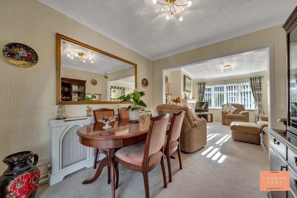 Vanfield Close, Caerphilly, CF83 photo 4