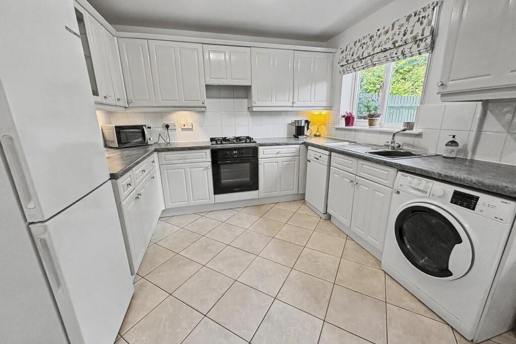 Verwood photo 4