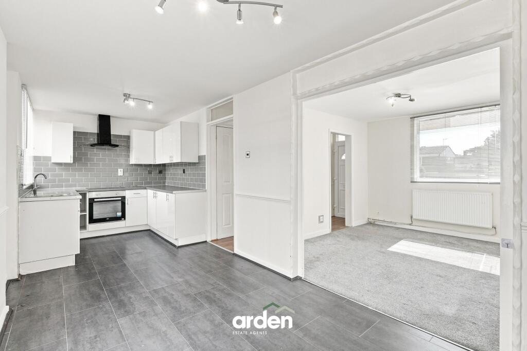 Fulbrook Close, Redditch, B98 photo 3