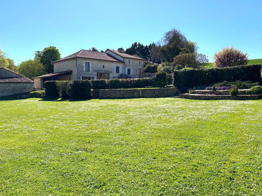 Main image of property: Poitou-Charentes, Charente, Poursac