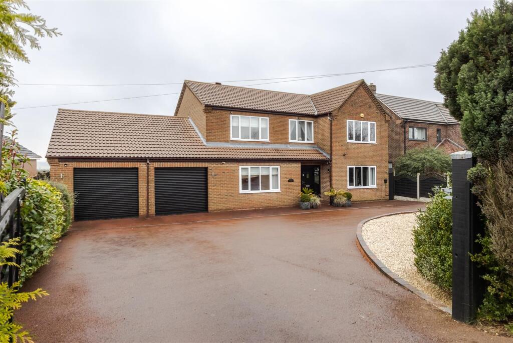Main image of property: Melton Road, Wrawby