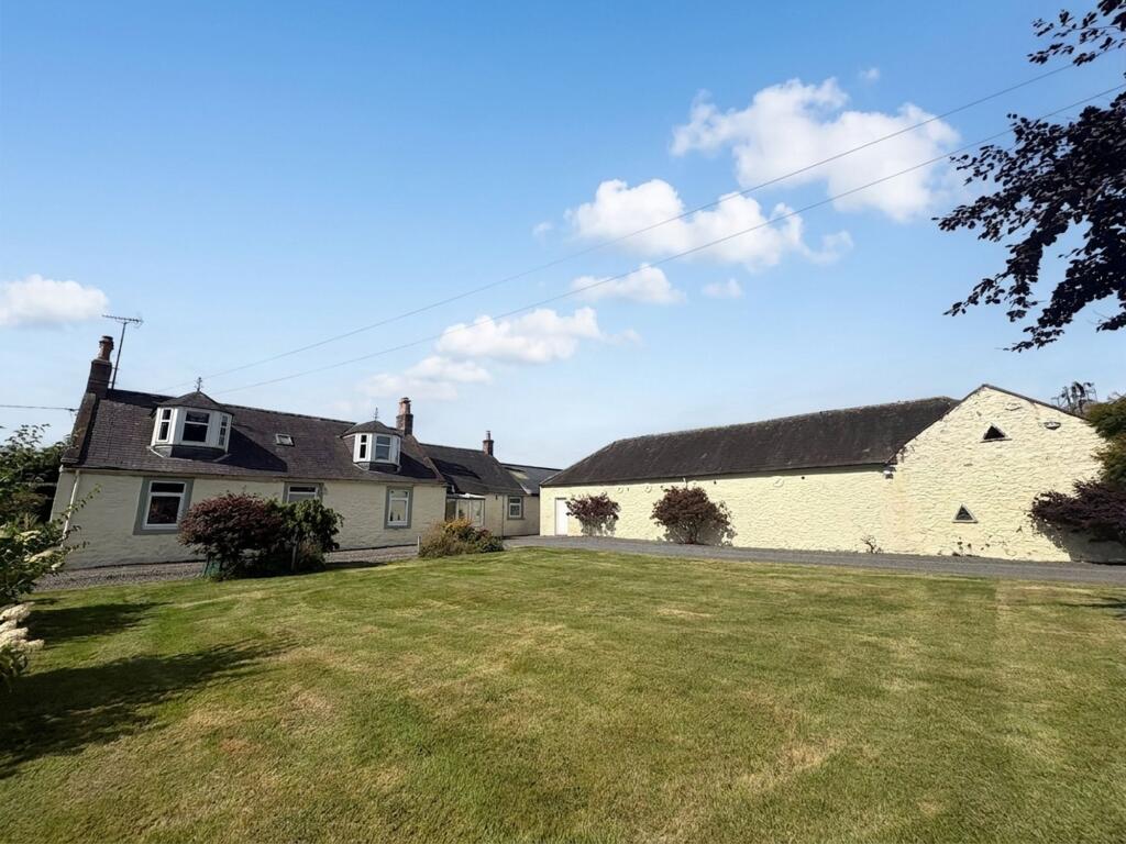 Main image of property: Townfoot Farmhouse, Parkgate, Dumfries, DG1