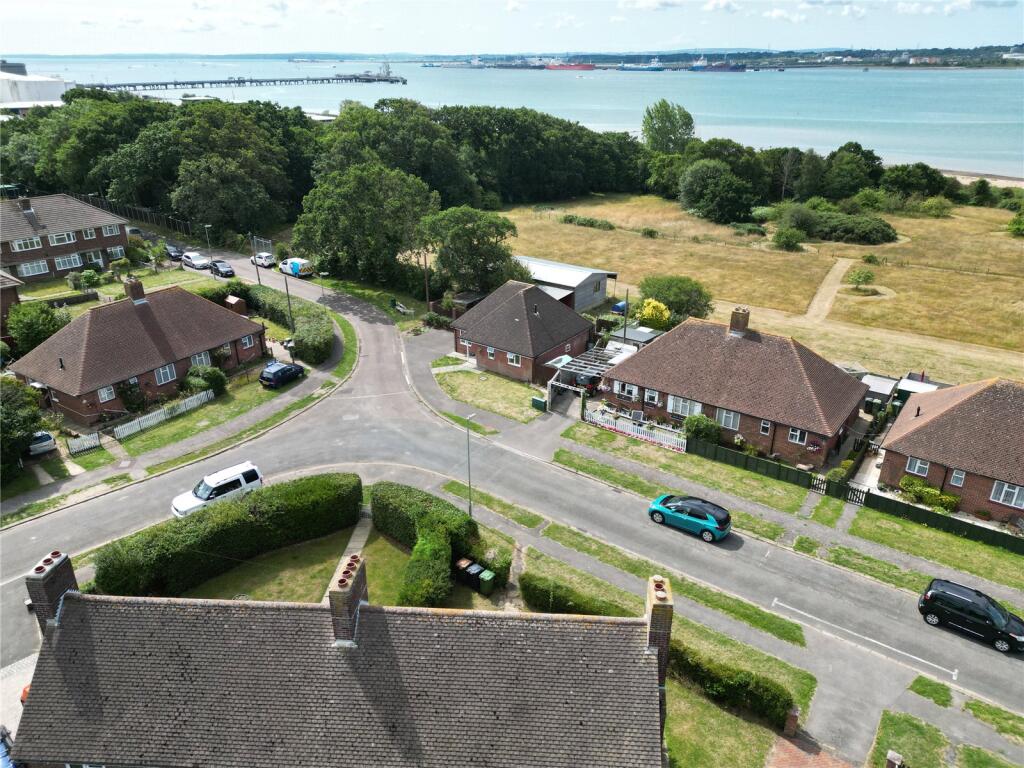 Main image of property: Beech Gardens, Hamble, Southampton, Hampshire, SO31
