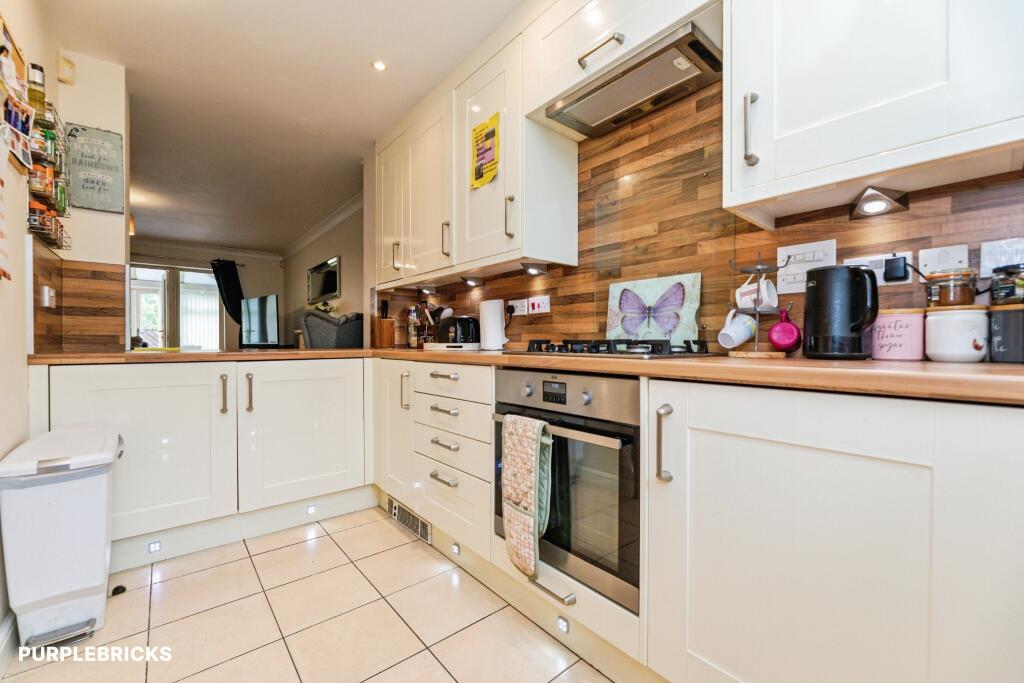 House in Rotherham, South Yorkshire - View 4