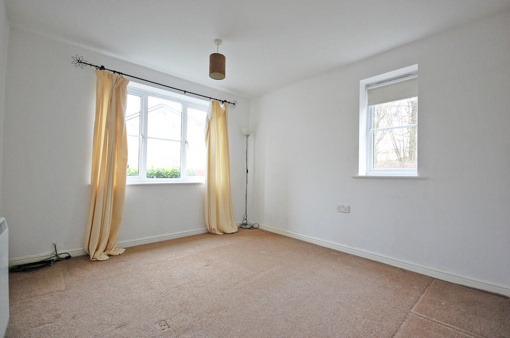 Apartment in Stockport - View 5