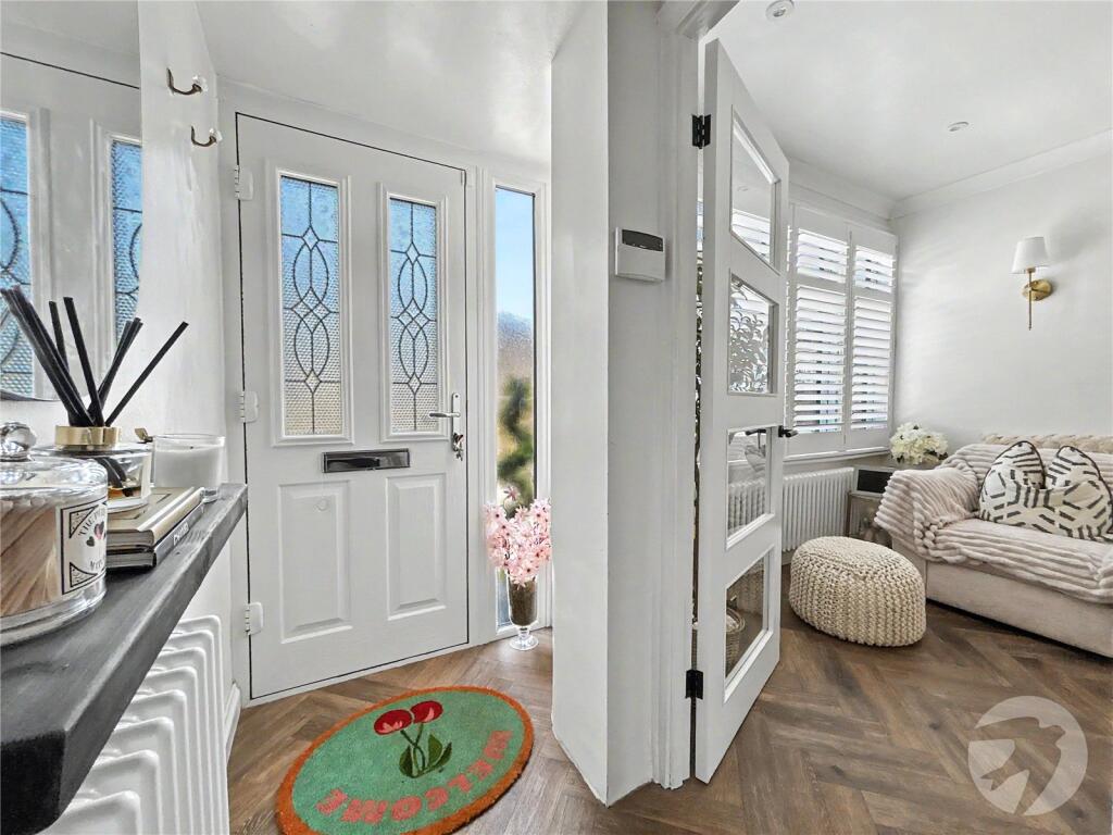 House in Sidcup, The Hollies, Blackfen - View 2