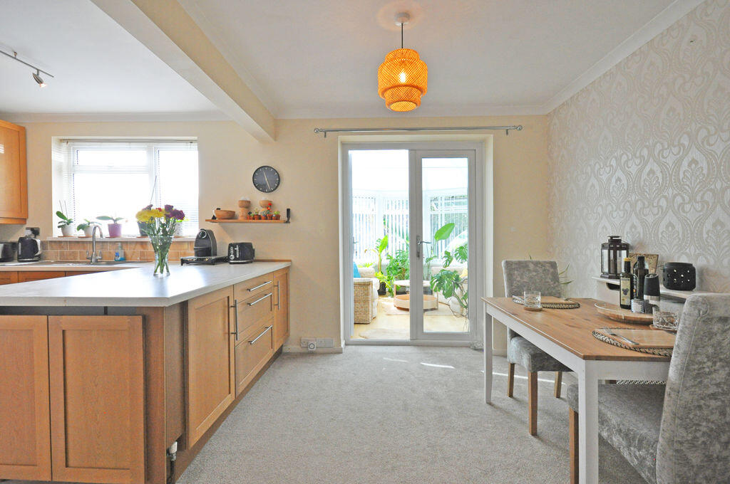 House in Newport, Ringland - View 3
