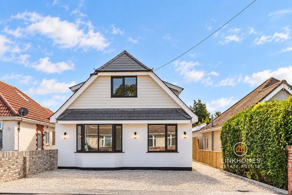 Palmer Road, Poole, BH15