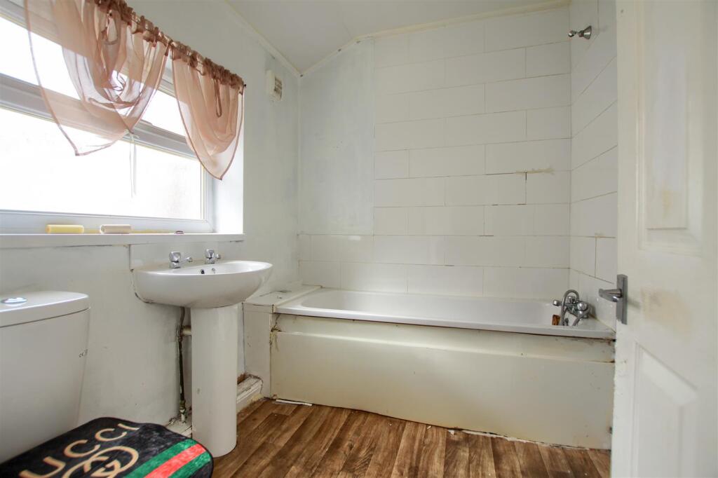 House in Stockton-on-Tees - View 4