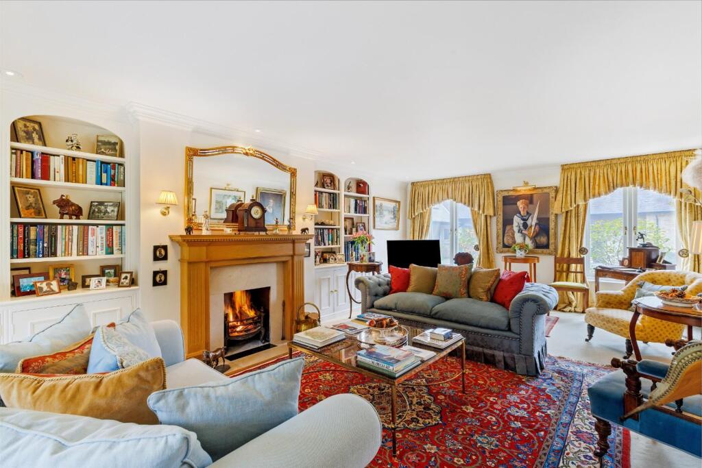 House in Salisbury - View 3
