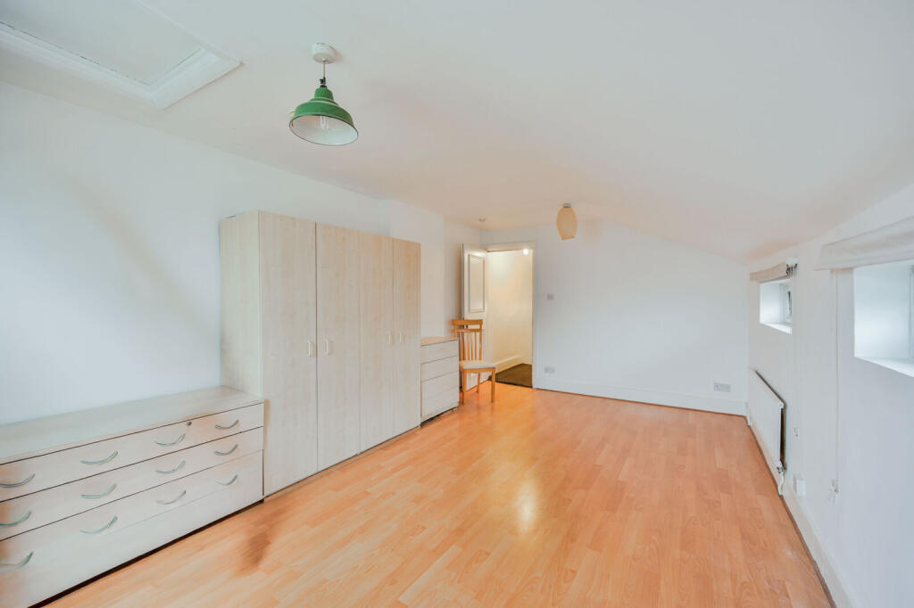 House in London - More