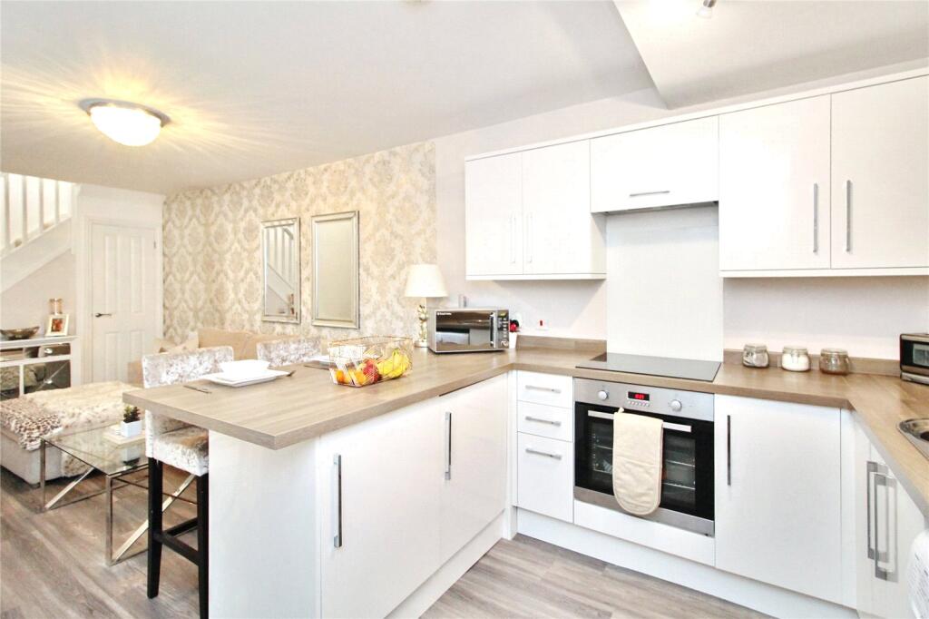 Apartment in Rochester - View 4